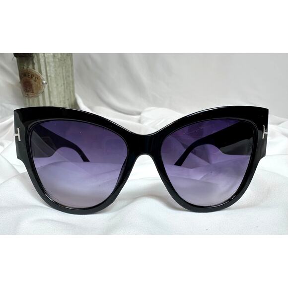 Chic Blue Light Blocking Cat Eye Retro Sunglasses Gradient Lenses - Picture 2 of 6